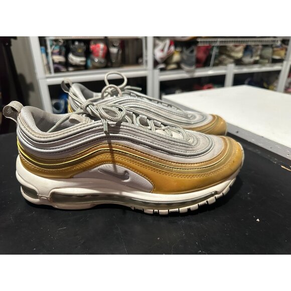 Nike Air Max 97 Metallic Gold W Size 9 - AQ4137-001 - Picture 1 of 8